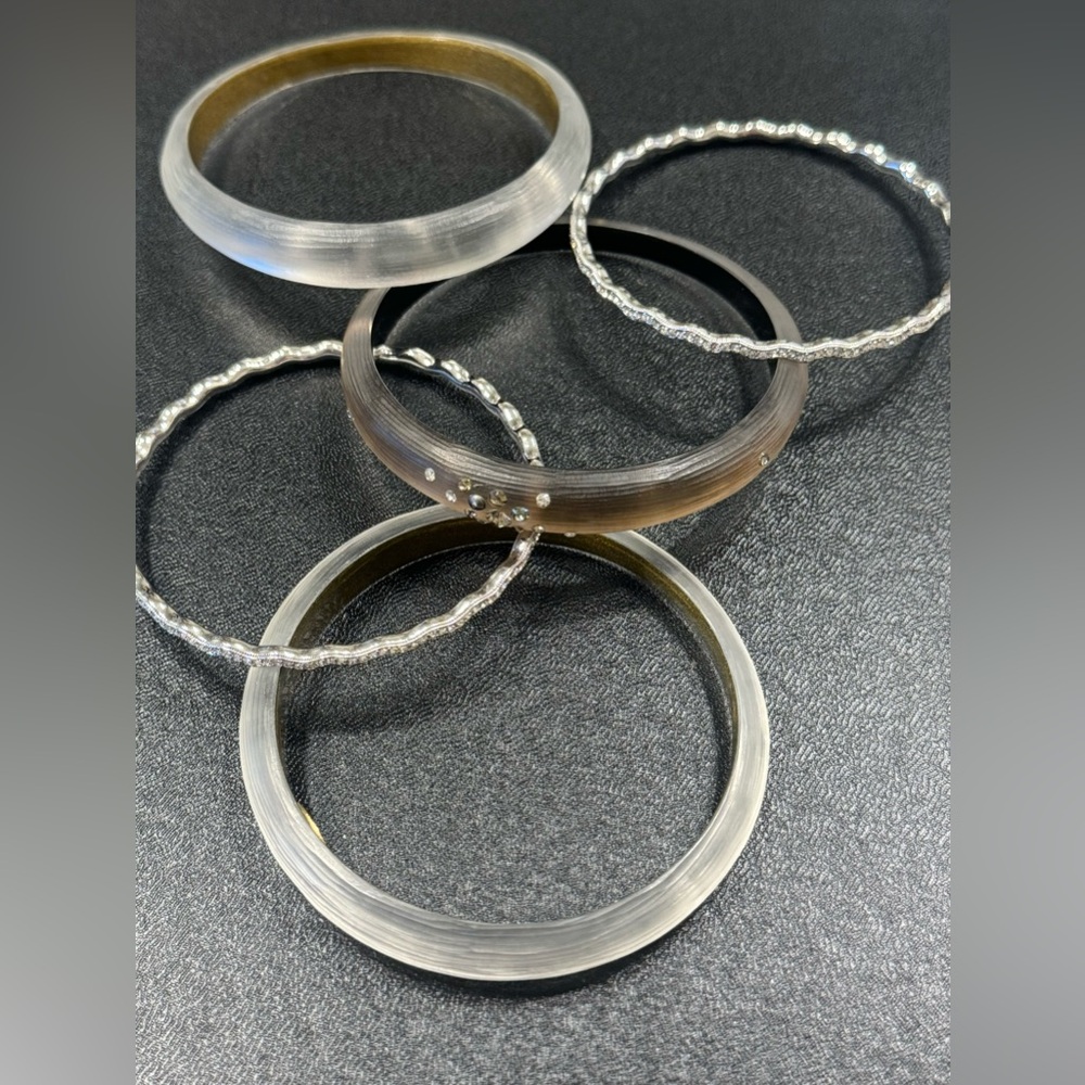 Alexis Bittar pave’ jeweled lucite bangle bracelets. - Picture 6 of 6